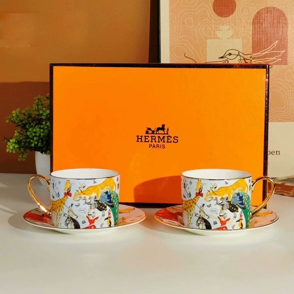 Hermès Retro Head-Shaped Tea Cup Gift Set